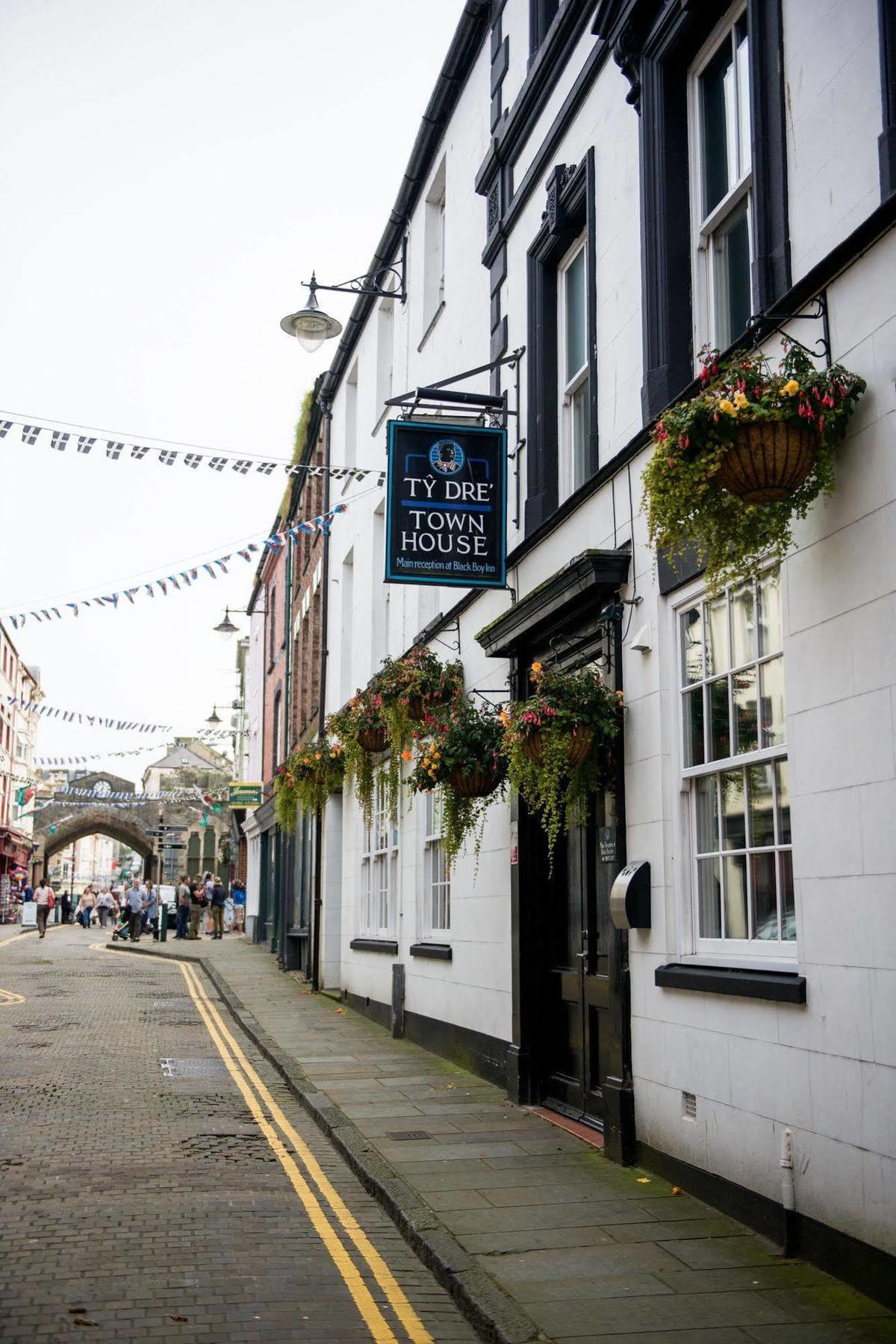 Hotel Ty Dre Town House Caernarfon Zewnętrze zdjęcie